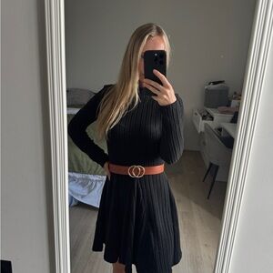 Elegant Black Ribbed Dress